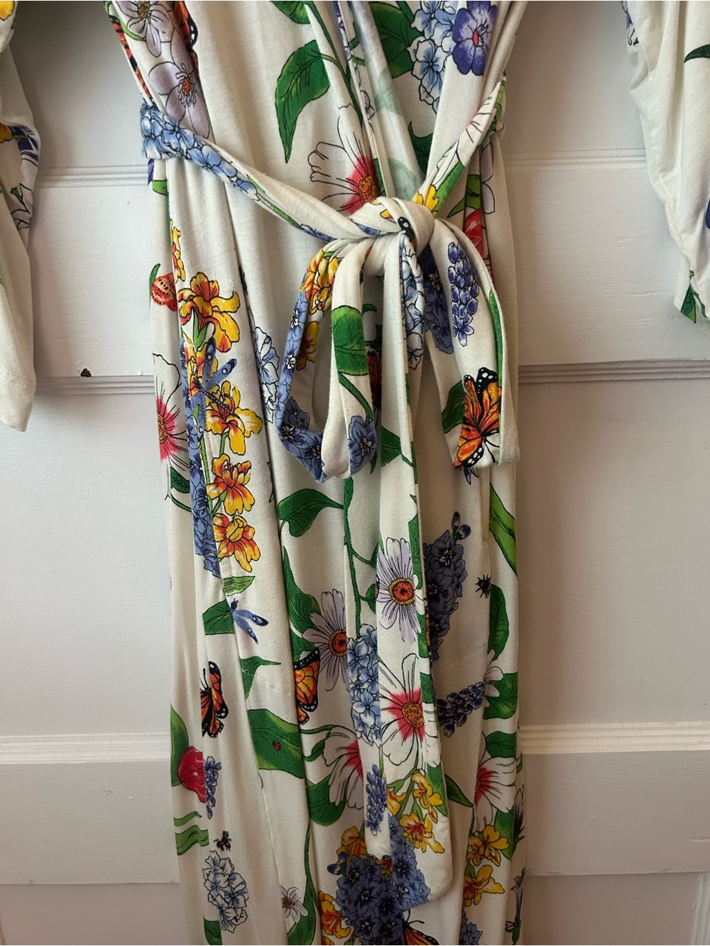 Soma Cream Floral Wrap Robe with Multicolor Blooms - Picture 6 of 14